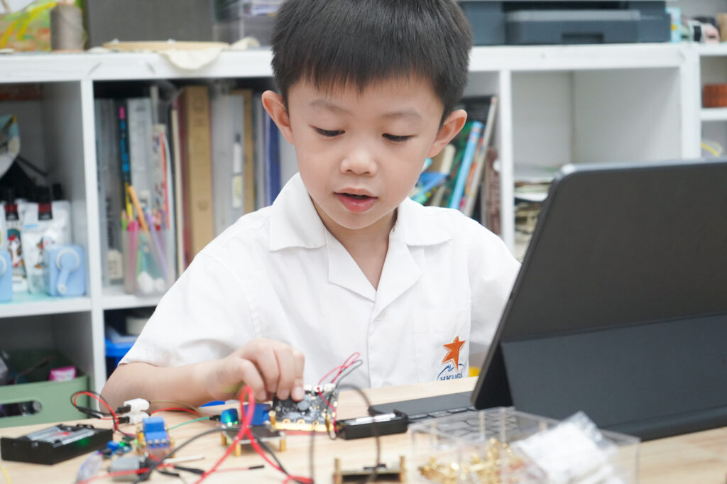 小學生學Micro bit與STEAM編程
